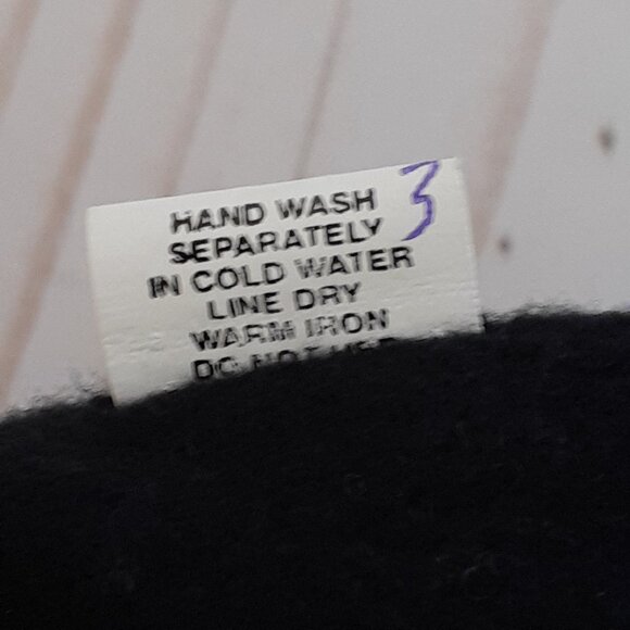 Chunky Knit Wool Beanie with Flower Gray Yellow - Picture 9 of 10